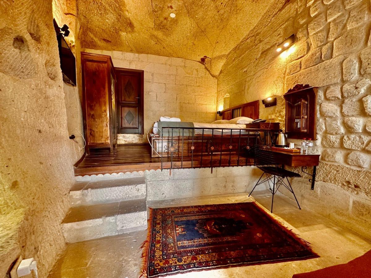 Hotel Harkasos Cave