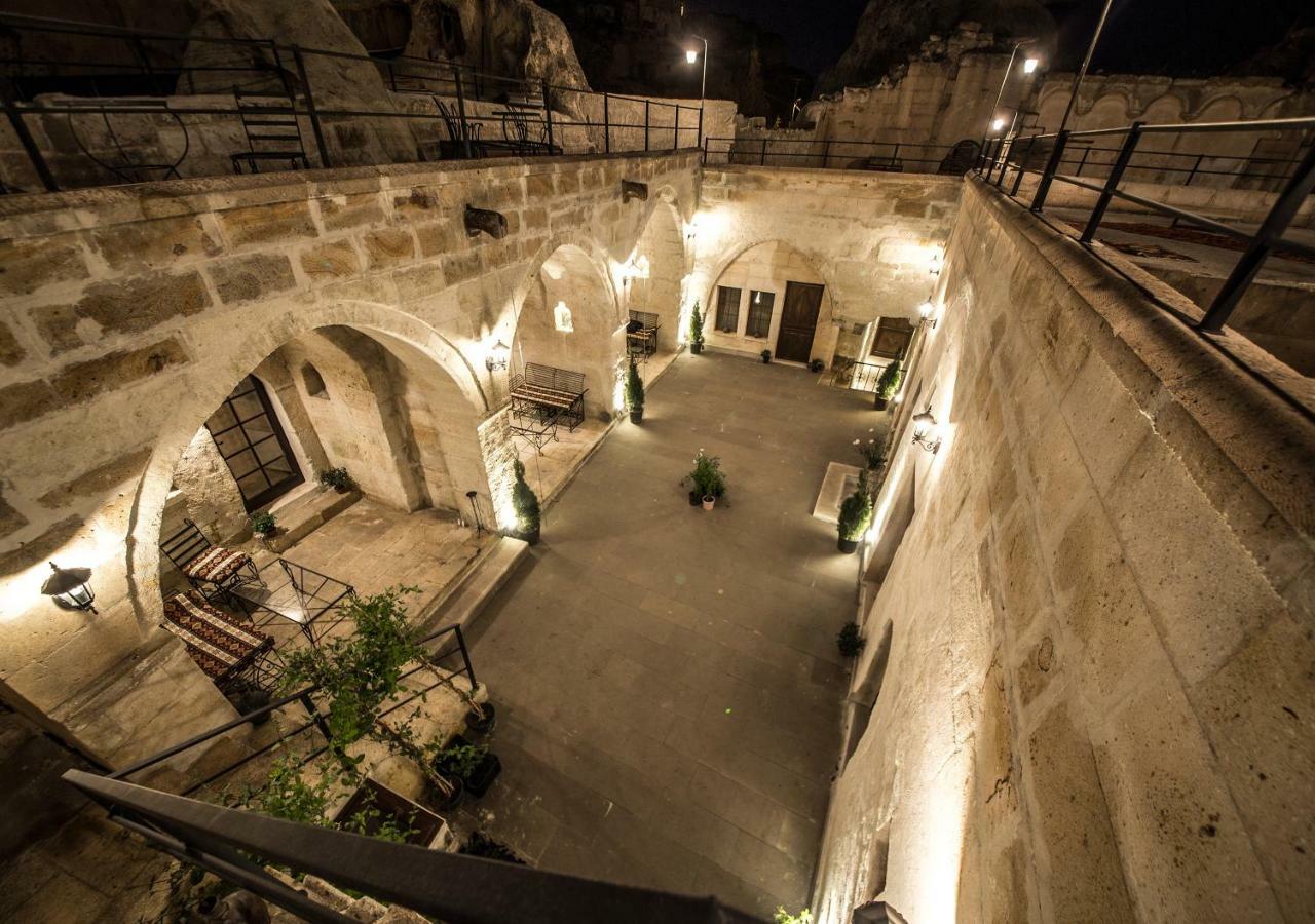 Hotel Harkasos Cave